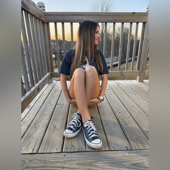 Converse Shoes - Converse All Star Low Top Navy Sneakers | Women’s 6 | Classic Worn-In 💙